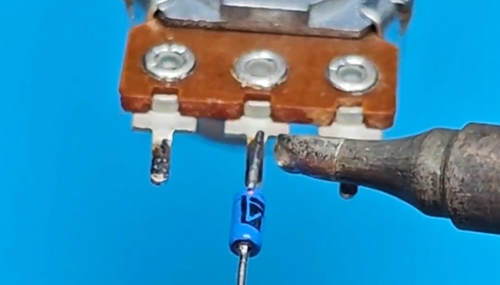 Connect the trigger diode and potentiometer