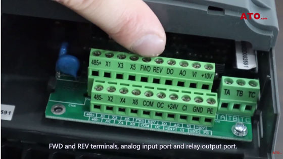 Relay output port