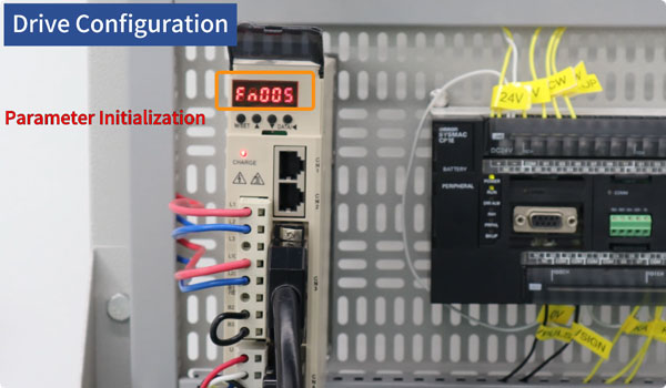 Servo drive configuration initialize parameters