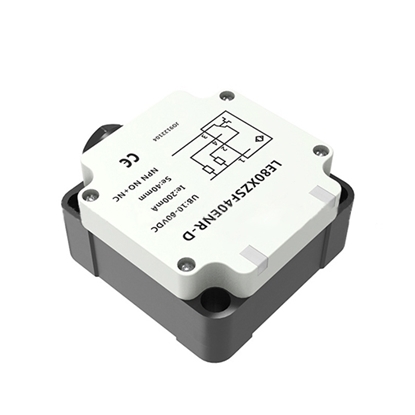 Analog Output Proximity Sensor, Inductive, Square Type, 0-10V/ 0-20mA